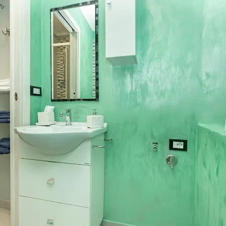 Torre Degli Orefici Dimora Medioevale 3* 제노바