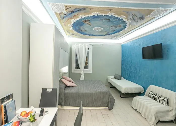 Torre Degli Orefici Dimora Medioevale Gasthof 3*