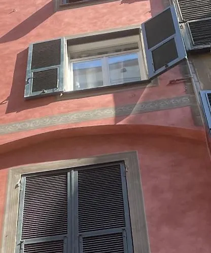 Torre Degli Orefici Dimora Medioevale Genua