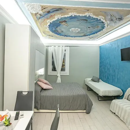 Torre Degli Orefici Dimora Medioevale Guest house *