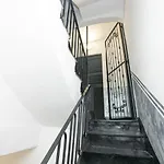 Torre Degli Orefici Dimora Medioevale