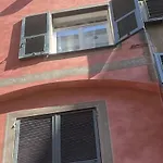 Torre Degli Orefici Dimora Medioevale Genova